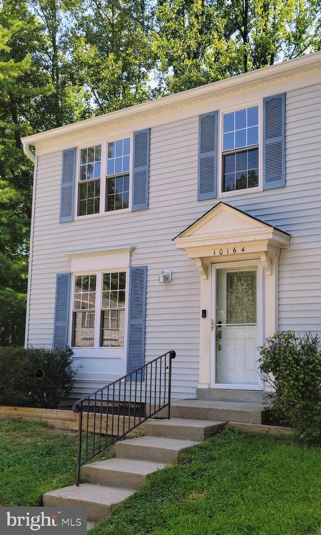 10164 Sassafras Woods Ct, Burke, VA 22015 - view of front of house