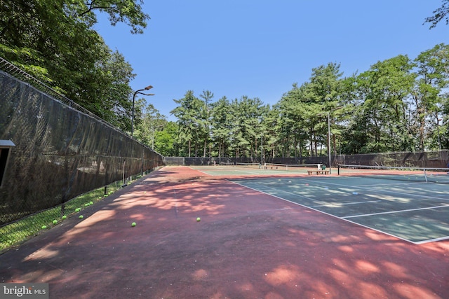 10164 Sassafras Woods Ct, Burke, VA 22015 - view of tennis court