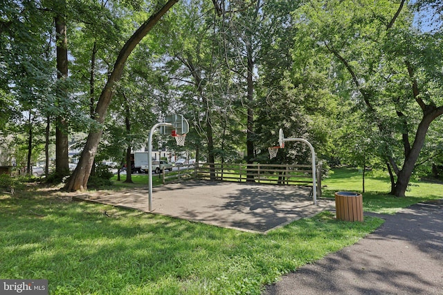 10164 Sassafras Woods Ct, Burke, VA 22015 - view of basketball court featuring community basketball court