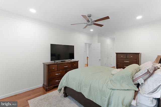 10111 Ballynahown Cir, Fairfax, VA 22030 - bedroom featuring wood finished floors, crown molding, recessed lighting, and ceiling fan