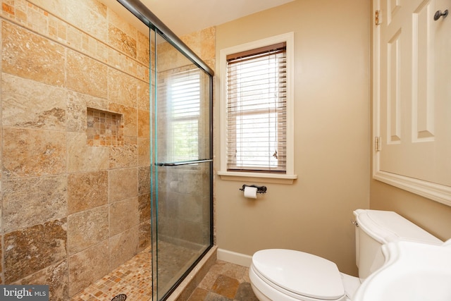 860 Temple Rd, Pottstown, PA 19465 - full bathroom featuring a tile shower