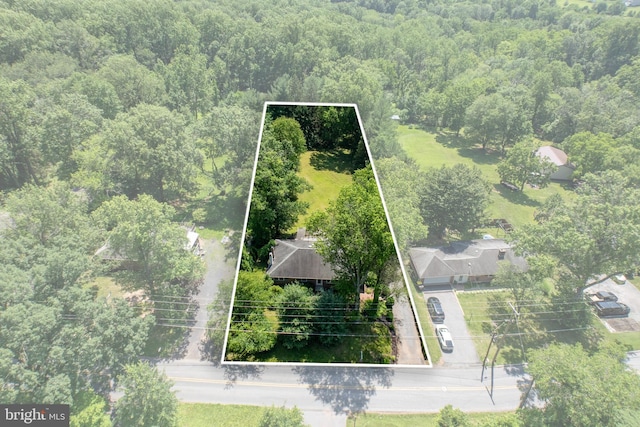 860 Temple Rd, Pottstown, PA 19465 - aerial view of property's location with a heavily wooded area and property boundaries highlighted