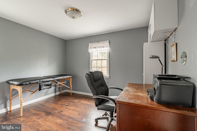 5 Charcoal Ln, Mohnton, PA 19540 - office area with dark wood-style flooring and baseboards