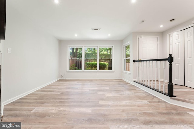 12560 Kempston Ln, Woodbridge, VA 22192 - unfurnished room with light wood-style floors and recessed lighting