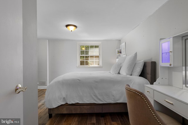 13 Weirwood Rd, Wayne, PA 19087 - bedroom with wood finished floors