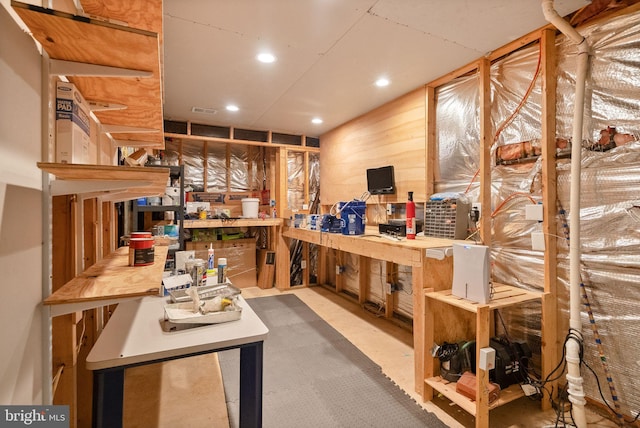 14512 Penderlea Ct, Gainesville, VA 20155 - unfinished basement featuring a workshop area and recessed lighting