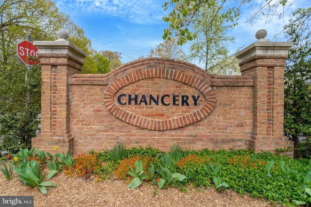 6532 Grange Ln Unit 103, Alexandria, VA 22315 - view of community sign