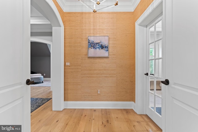 2740 Allen Glen Dr, Mechanicsburg, PA 17055 - hall with arched walkways, crown molding, and wood finished floors