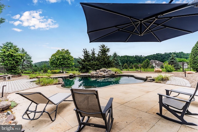 2740 Allen Glen Dr, Mechanicsburg, PA 17055 - view of swimming pool featuring a patio area