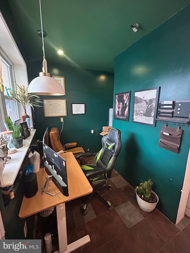 3030 Edgemont St, Philadelphia, PA 19134 - view of tiled office