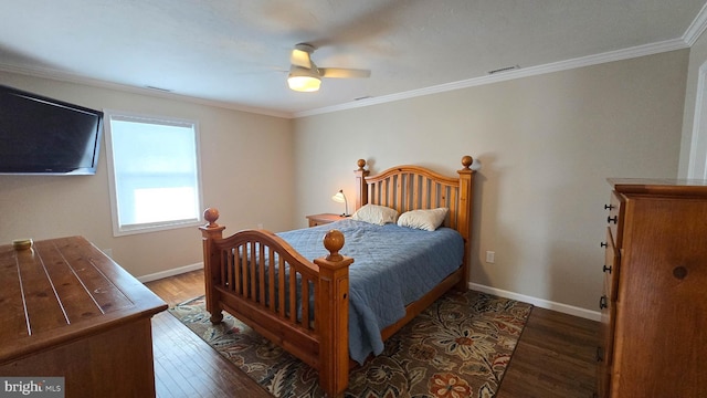 93 W Center St, Glen Rock, PA 17327 - bedroom with wood finished floors, crown molding, and ceiling fan