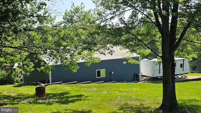 93 W Center St, Glen Rock, PA 17327 - view of green lawn featuring an outbuilding