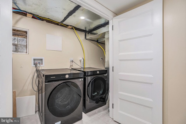 4641 Fernhill Rd, Philadelphia, PA 19144 - laundry room featuring independent washer and dryer