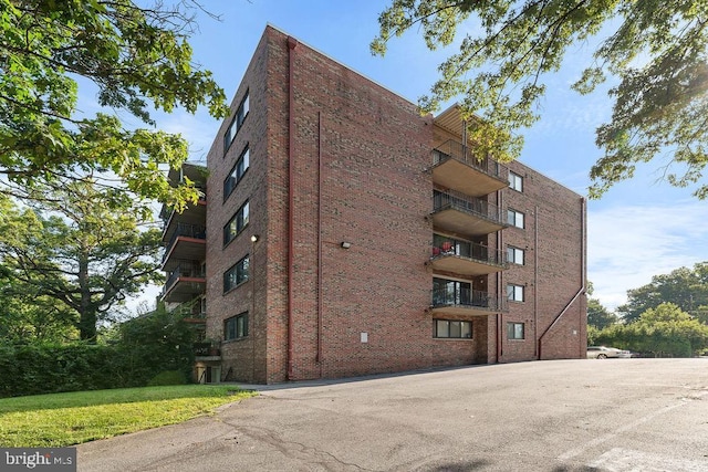 8308 Flower Ave Unit 403, Takoma Park, MD 20912 - view of apartment building / complex