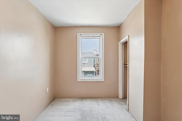 3006 Cedar St, Philadelphia, PA 19134 - unfurnished room featuring light colored carpet