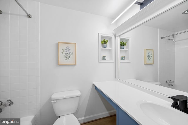 5500 Holmes Run Pkwy Unit 1103, Alexandria, VA 22304 - bathroom with vanity and shower / bath combination