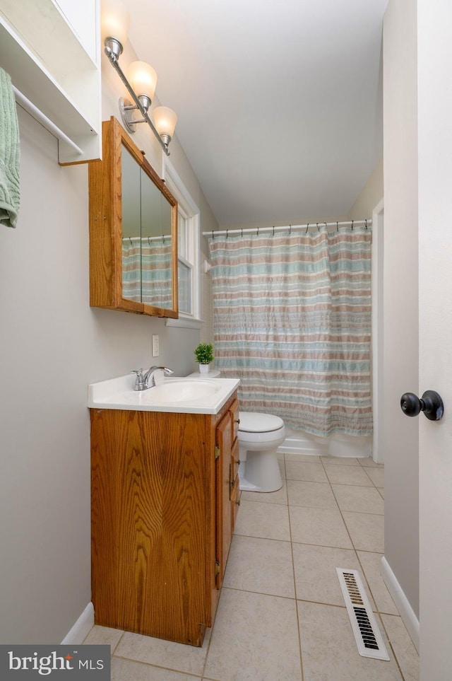 616 Dartmouth Ave, Cinnaminson, NJ 08077 - full bathroom featuring vanity, tile patterned flooring, and shower / tub combo