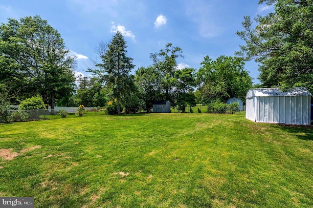616 Dartmouth Ave, Cinnaminson, NJ 08077 - view of yard featuring a shed