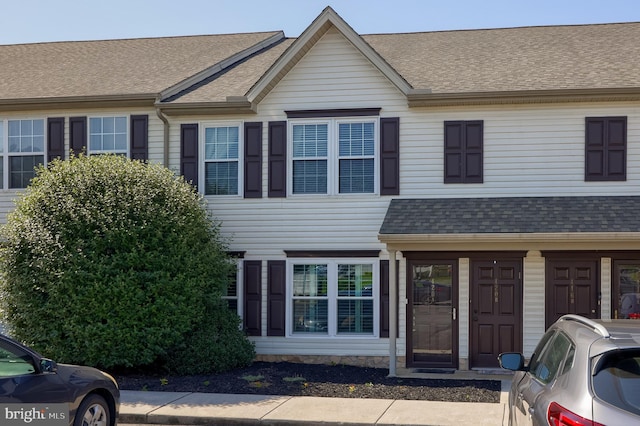 420 Buttonwood Ln Unit 420A, York, PA 17406 - townhome / multi-family property featuring a shingled roof