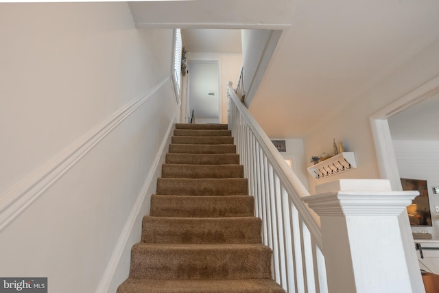 503 Mulberry St, Milton, DE 19968 - view of staircase