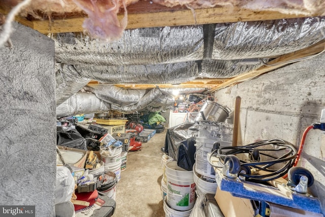8 James St, New Brunswick, NJ 08901 - detailed view of concrete flooring