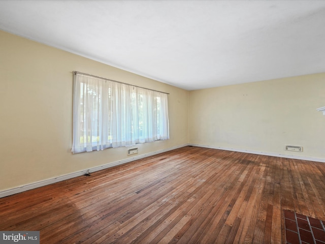 1402 Springside Dr, Lancaster, PA 17603 - empty room with hardwood / wood-style flooring and baseboards