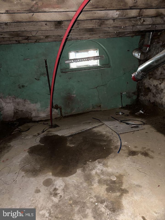 2025 E Sterner St, Philadelphia, PA 19134 - basement view