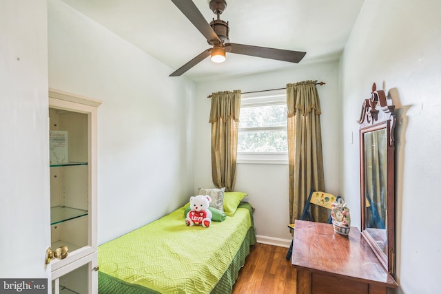 8305 Navahoe Dr, Silver Spring, MD 20903 - bedroom with wood finished floors and ceiling fan