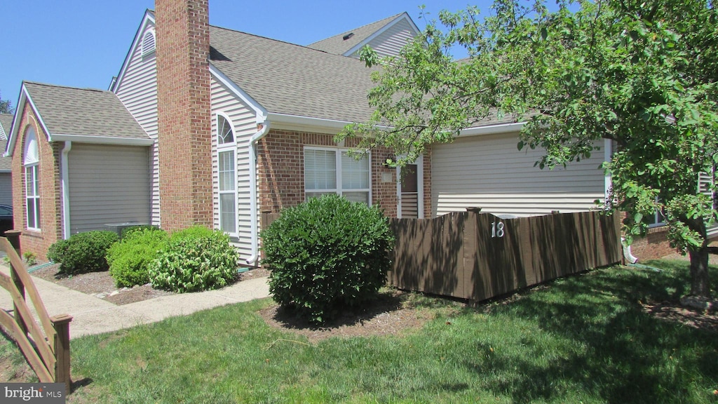 18 Woolsey Ct, Pennington, NJ 08534