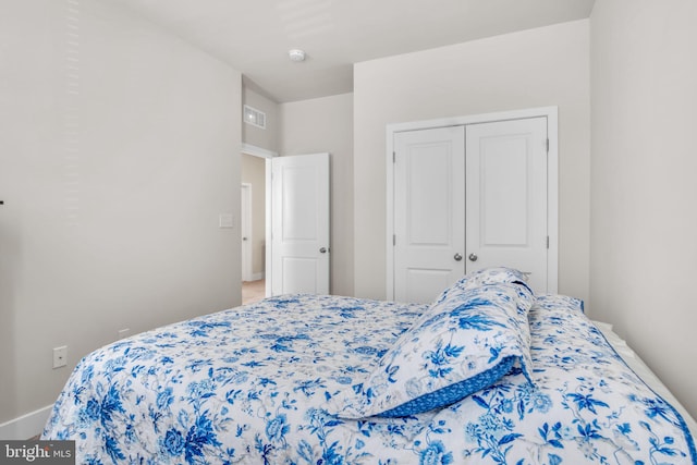 43 Boneset Dr, Gettysburg, PA 17325 - bedroom with a closet and baseboards