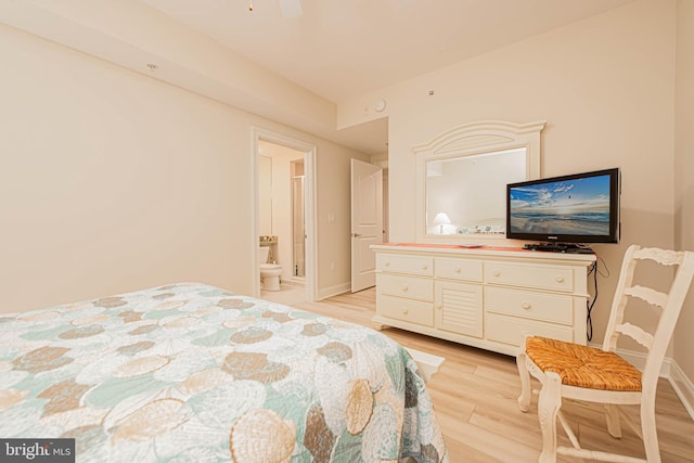301 14th St Unit 304, Ocean City, MD 21842 - bedroom featuring light wood-style floors, ensuite bathroom, and ceiling fan