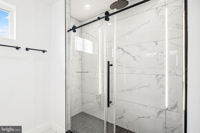 3084 Weikel St, Philadelphia, PA 19134 - bathroom featuring a marble finish shower and recessed lighting