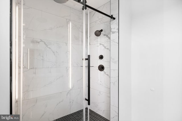 3084 Weikel St, Philadelphia, PA 19134 - bathroom with a marble finish shower
