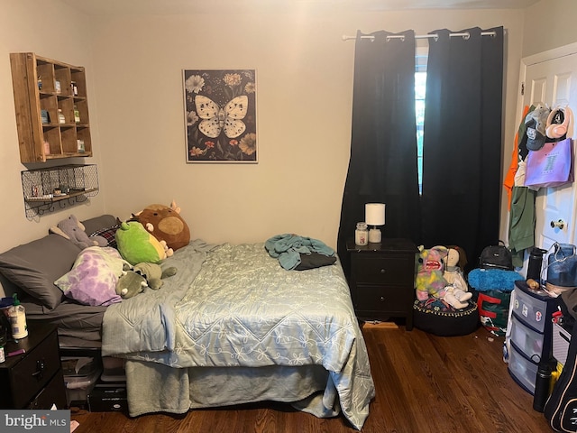 499 Prospect Rd, Warminster, PA 18974 - bedroom featuring wood finished floors