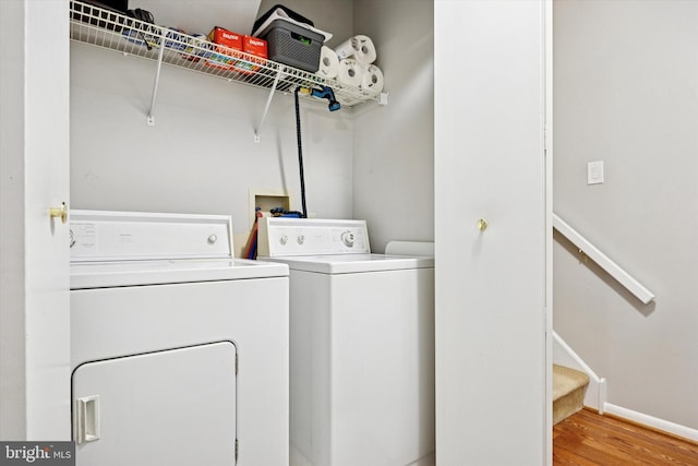 2607 Maryannes Ct Unit 2607, North Wales, PA 19454 - laundry room with washing machine and dryer and wood finished floors