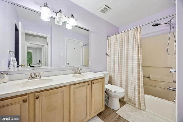 2607 Maryannes Ct Unit 2607, North Wales, PA 19454 - bathroom with double vanity, shower / bath combo, and wood finished floors