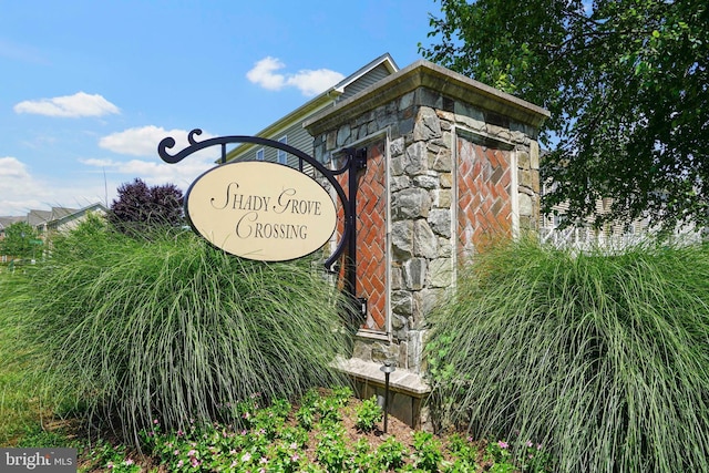7728 Barnstable Pl, Rockville, MD 20855 - view of community sign