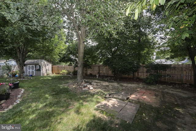 9 Stirrup Way, Burlington, NJ 08016 - fenced backyard with a storage shed