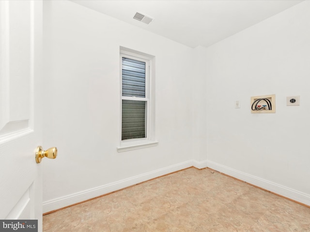 1030 N Fulton Ave, Baltimore, MD 21217 - unfurnished room with baseboards