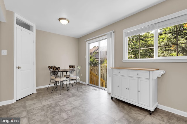 8916 Rosewood Way, Jessup, MD 20794 - dining area featuring baseboards