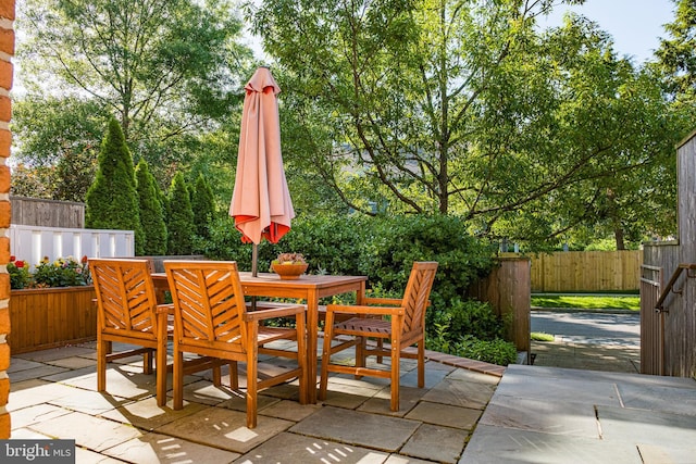 33 Sergeant St, Princeton, NJ 08540 - view of patio / terrace with outdoor dining space