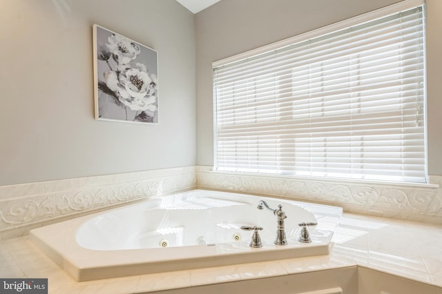 1 Springfield Ave, Berlin, NJ 08009 - full bath with a tub with jets