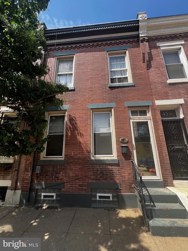 453 Belgrade St, Philadelphia, PA 19125 - view of front of house with brick siding and entry steps