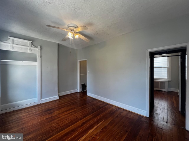 453 Belgrade St, Philadelphia, PA 19125 - unfurnished bedroom with hardwood / wood-style flooring, a textured ceiling, and a ceiling fan