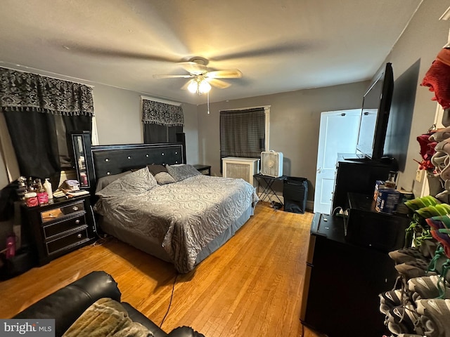 1021 Serrill Ave, Lansdowne, PA 19050 - bedroom with wood finished floors and ceiling fan