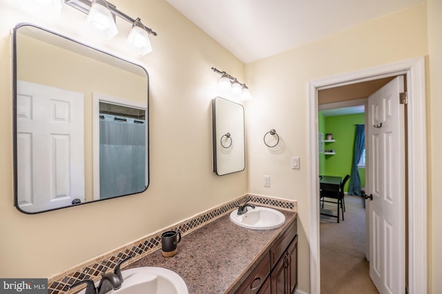 118 Roboda Blvd, Royersford, PA 19468 - bathroom with double vanity