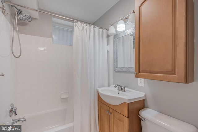 1458 Columbia Rd NW Unit 109, Washington, DC 20009 - full bath with vanity and shower / bathtub combination with curtain