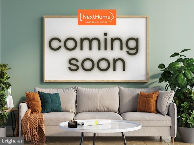 3916 Chesterfield Ave, Baltimore, MD 21213 - view of living room