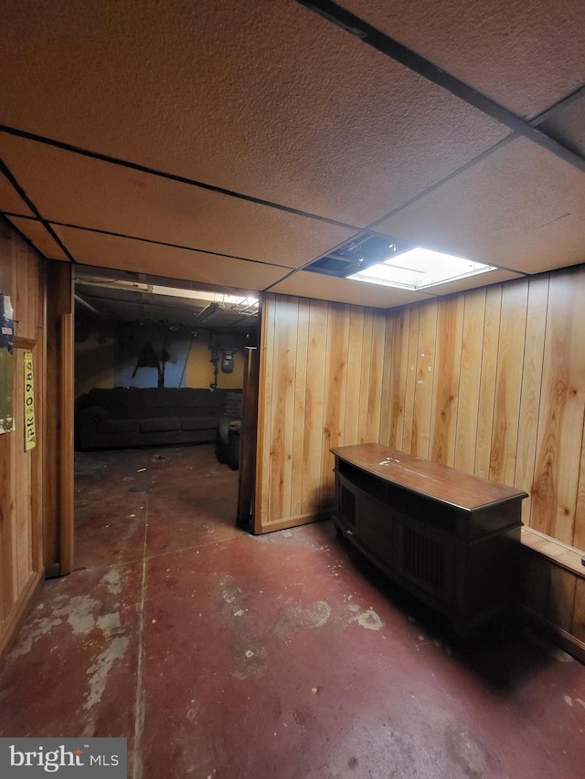 542 S 14 1/2 St, Reading, PA 19602 - finished basement with wood walls