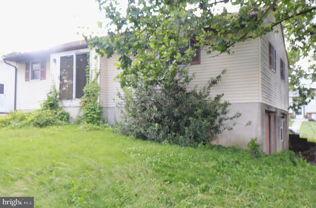 701 Tamarack Trl, Reading, PA 19607 - view of home's exterior with a lawn